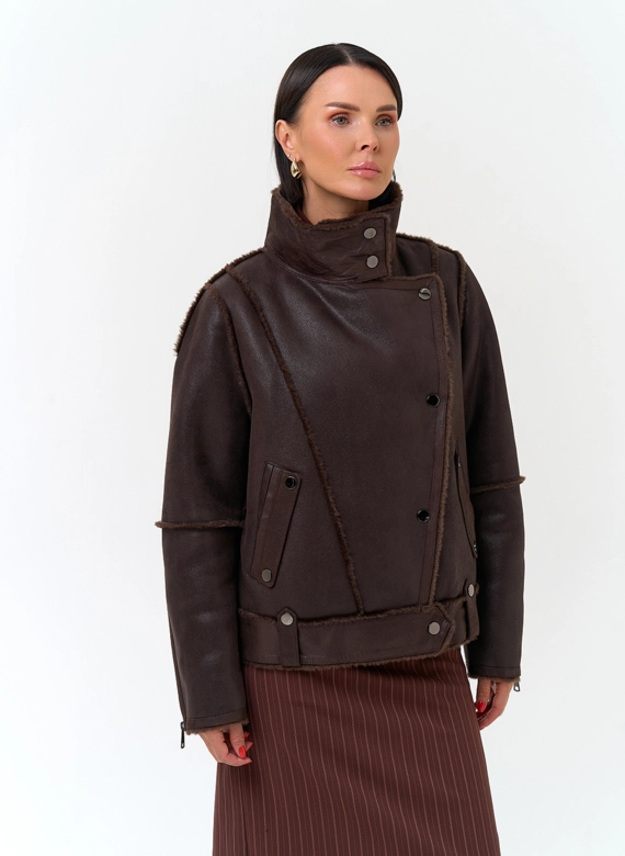 Женская дубленка из эко замши фото