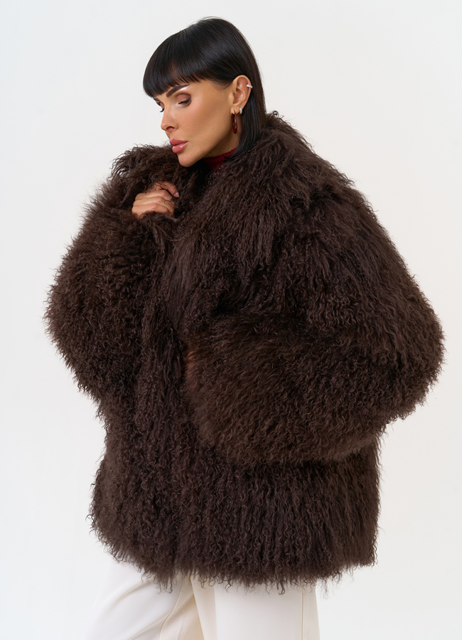 фото Женская шуба из меха ламы модель № 30635