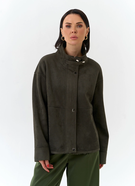 Женская дубленка из эко замши с воротником стойкой