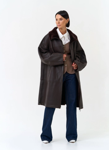 Женская дубленка из натурального меха фото