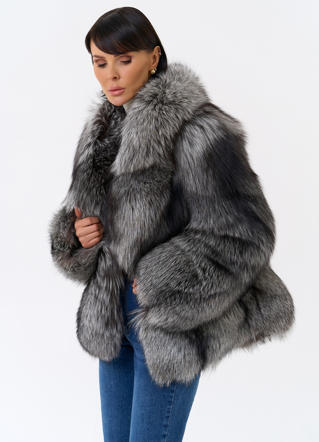 Шуба из лисы модель № 31944 универмаг малина