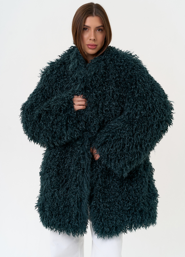 Женская шуба из эко меха изумрудного цвета модель № 31526 в рассрочку